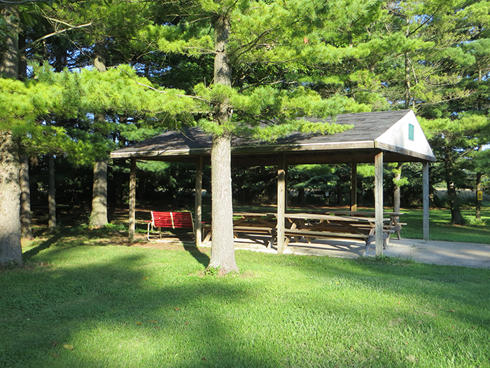 Image of a pavilion at Der Happy Hallow